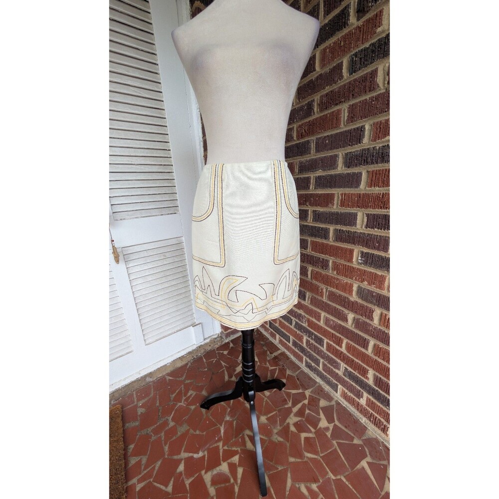 Signette by Aysha Saeed Y2K Embroidered Mini Skirt-Cream-Sz 2